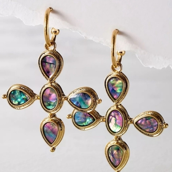 🔹️ ATTERRI🔹️ Beautiful Gold Abalone Shell Statement Drop Cross Earrings - Picture 3 of 6
